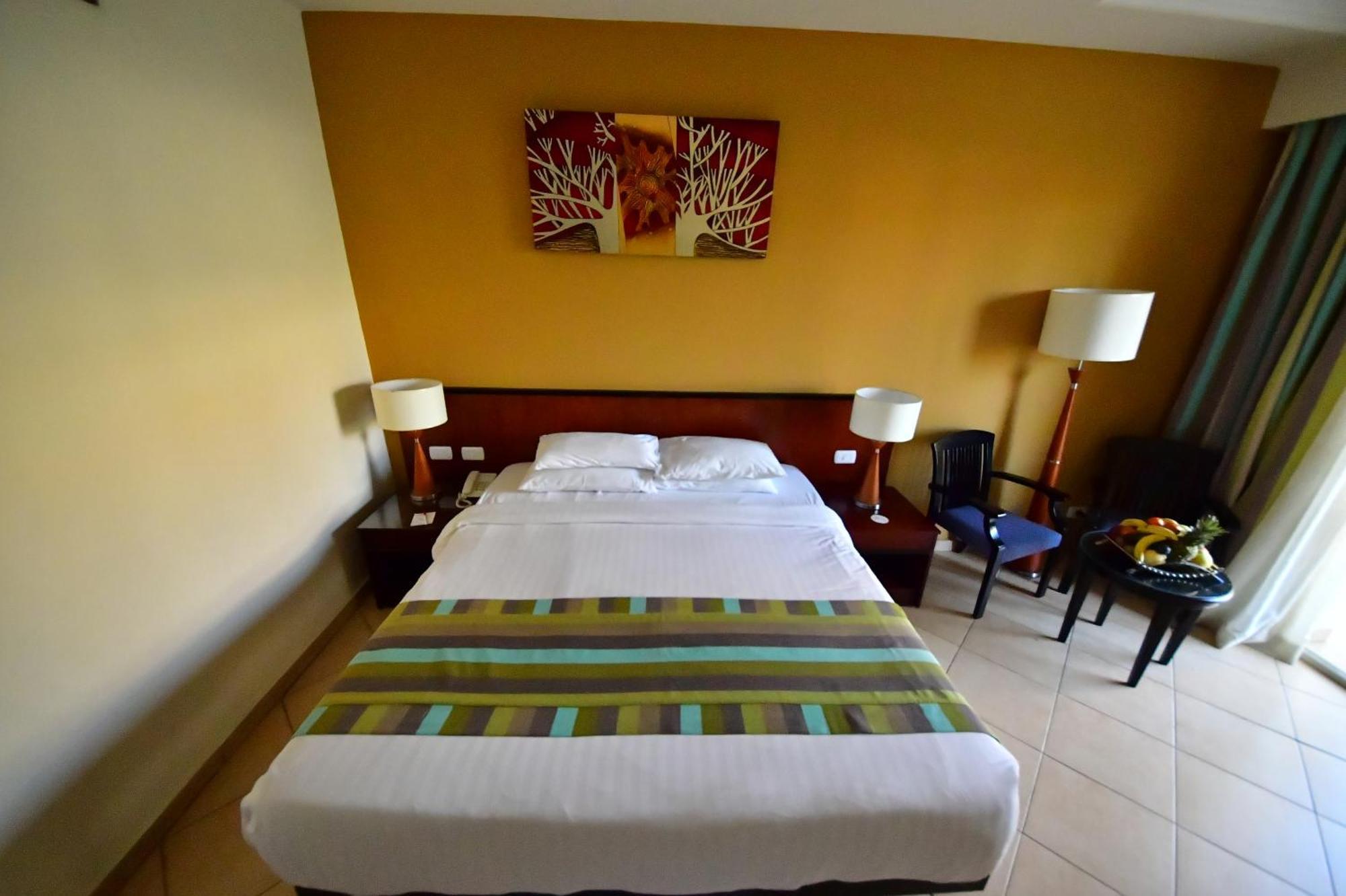 Xperience Kiroseiz Aquapark Premier-Naama Bay Hotel Sharm el-Sheikh Exterior foto A bedroom at the hotel