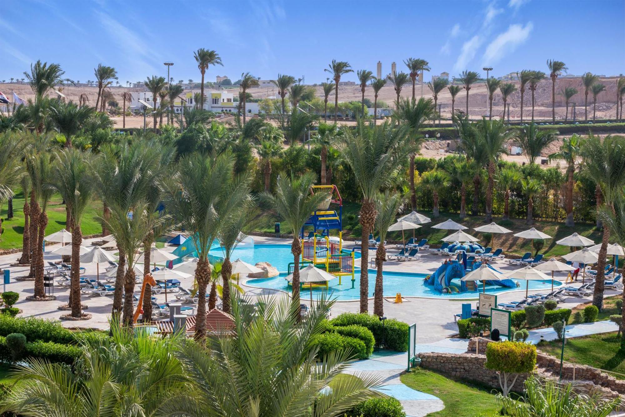 Xperience Kiroseiz Aquapark Premier-Naama Bay Hotel Sharm el-Sheikh Exterior foto Hilton Luxor Resort