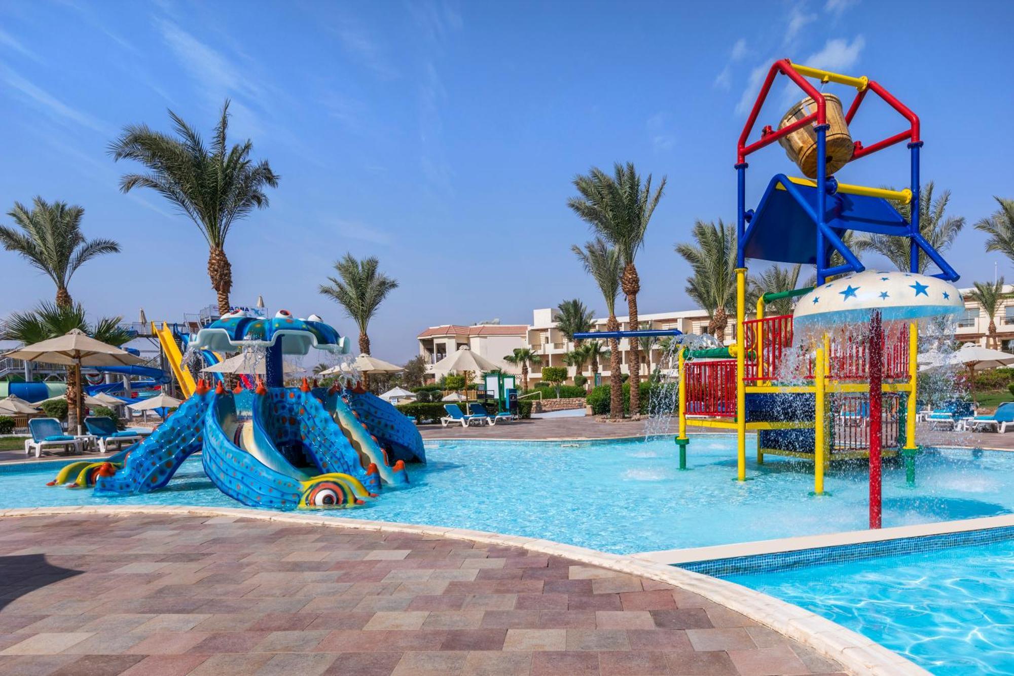 Xperience Kiroseiz Aquapark Premier-Naama Bay Hotel Sharm el-Sheikh Exterior foto Aqua Park at the Hilton Hurghada