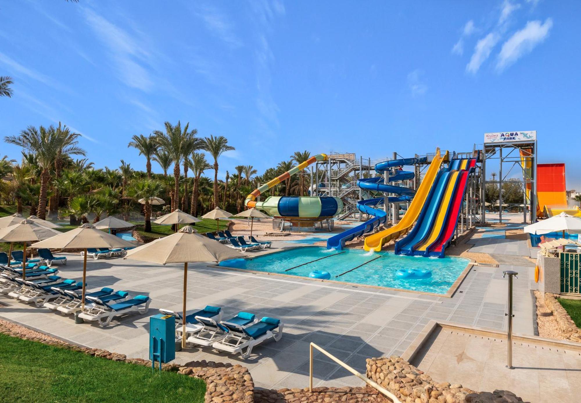 Xperience Kiroseiz Aquapark Premier-Naama Bay Hotel Sharm el-Sheikh Exterior foto Aqua Park at Hilton Sharm El Sheikh Resort